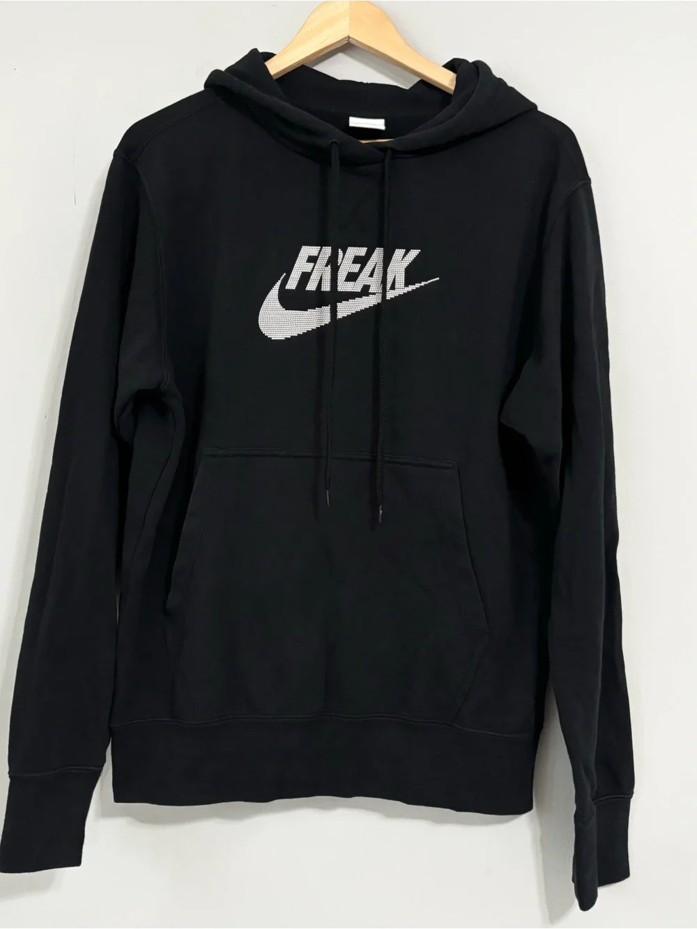 NIKE Giannis Freak Nike Logo Black Pullover Hoodie